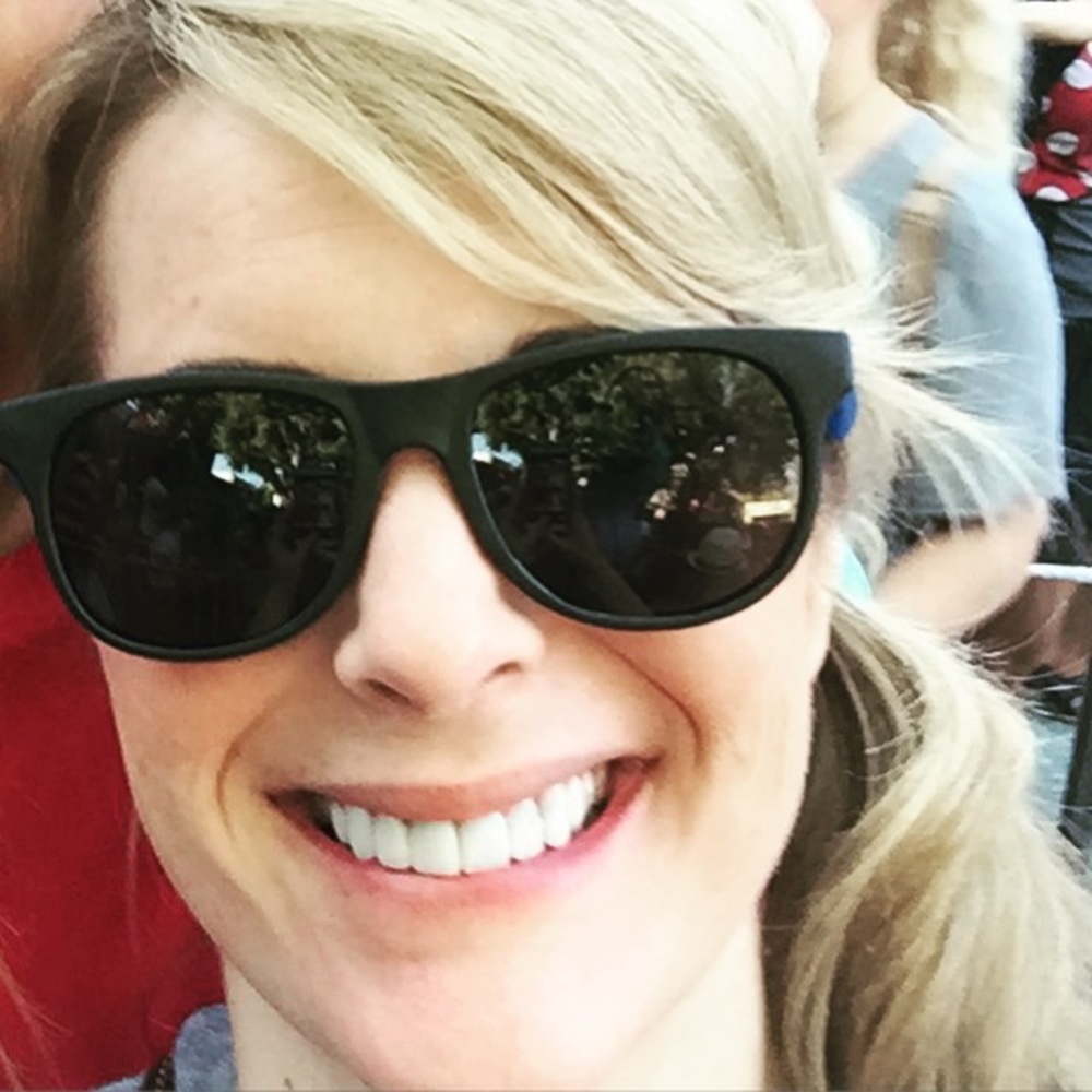 Meet your Posher, CHRISTY